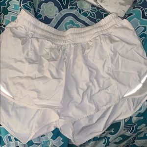 White lululemon shorts